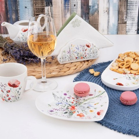 Talerz deserowy porcelanowy serce MAKI 17,5x17 cm