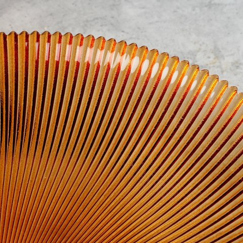 Talerz Deserowy Szklany Bursztynowy 21 cm VILDE Wzór Promienie