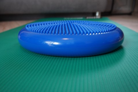 Poduszka do Balansowania Balansująca Masująca Niebieska KUBISPORT 33 cm