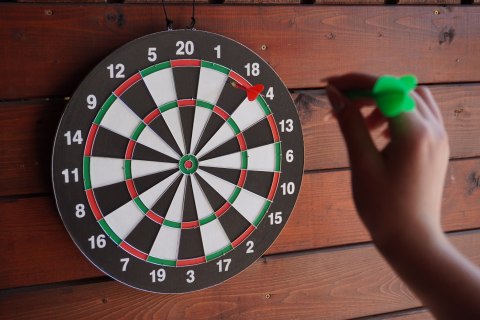 Zestaw 3w1 Tarcza do Rzucania Darta Zabawy Rzutki Lotki KUBISPORT 38 cm