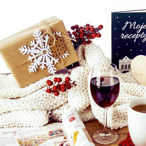 Podstawki pod Kubek Filcowe Płatek Śniegu 6 szt. 13,5 cm ORION Białe